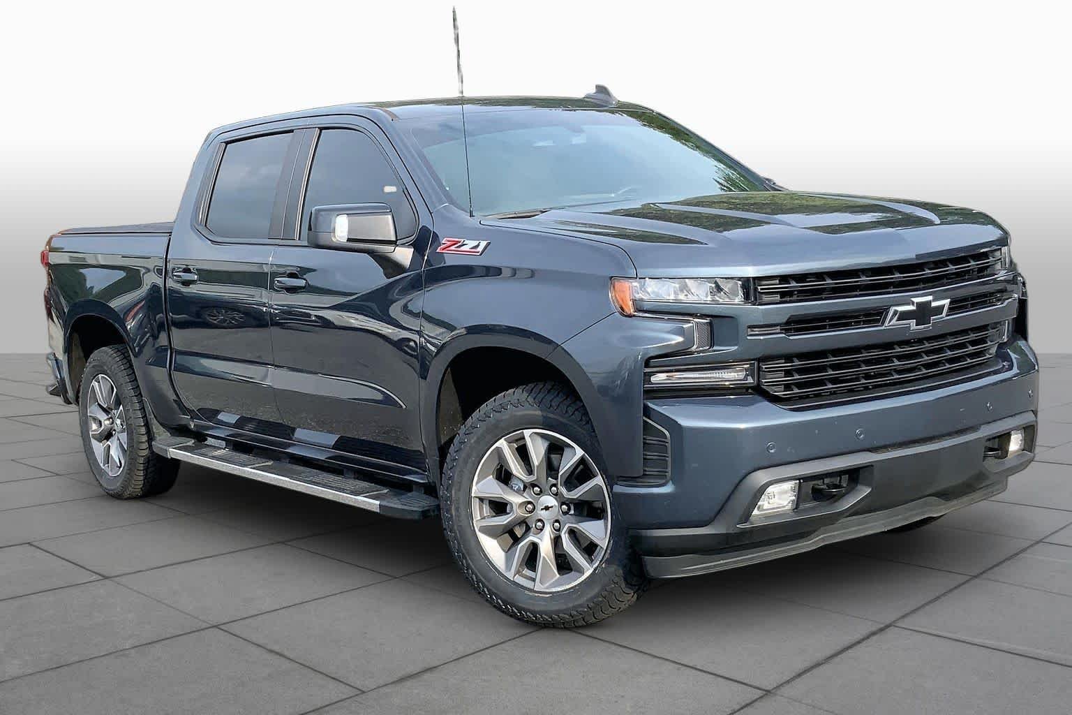 Used 2021 Shadow Gray Metallic Chevrolet RST image 3