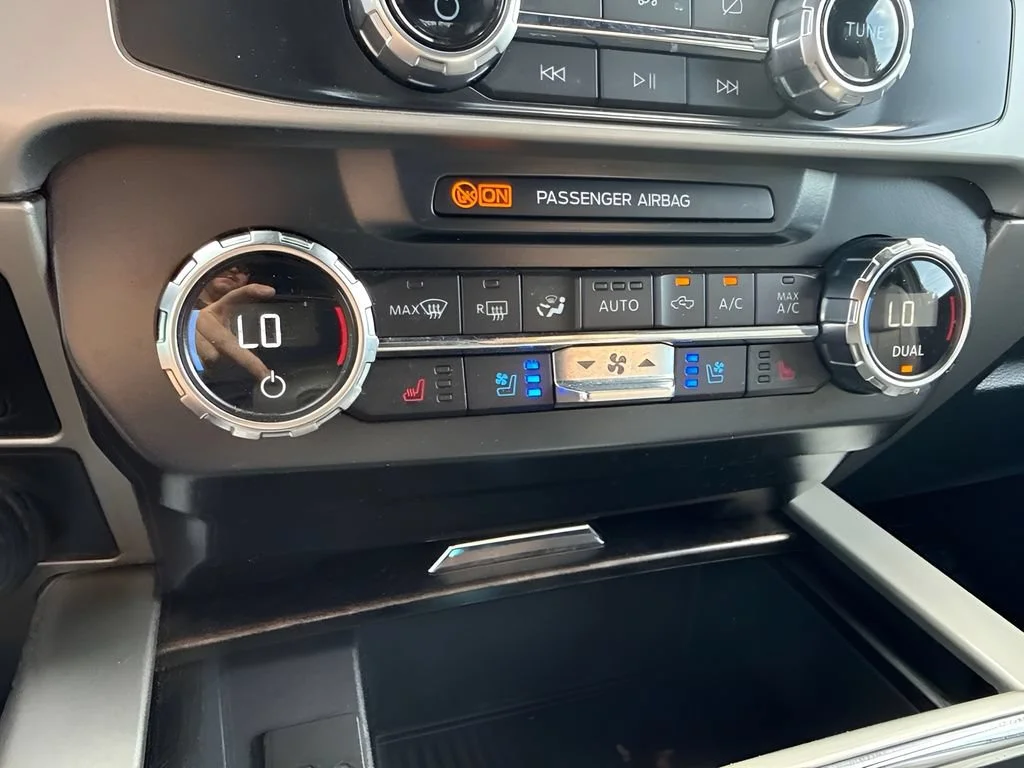 Used 2022  Ford XL image 24