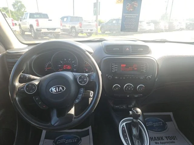 Used 2015 Yellow Kia Plus image 14