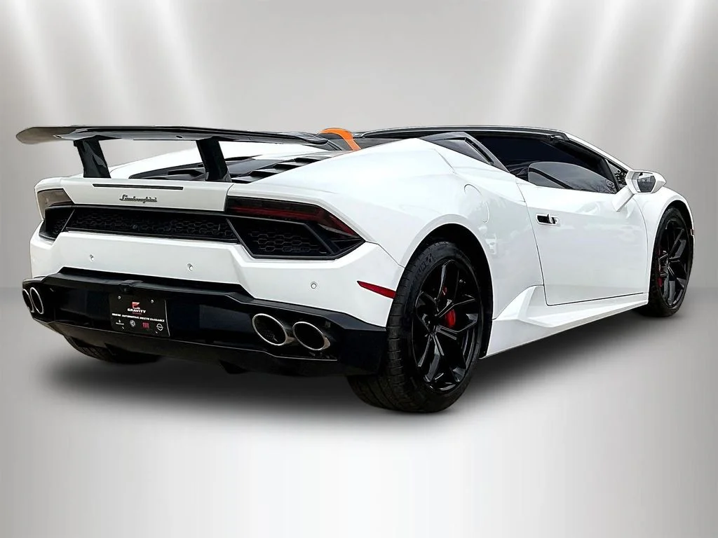 Used 2019  Lamborghini LP580-2S image 6