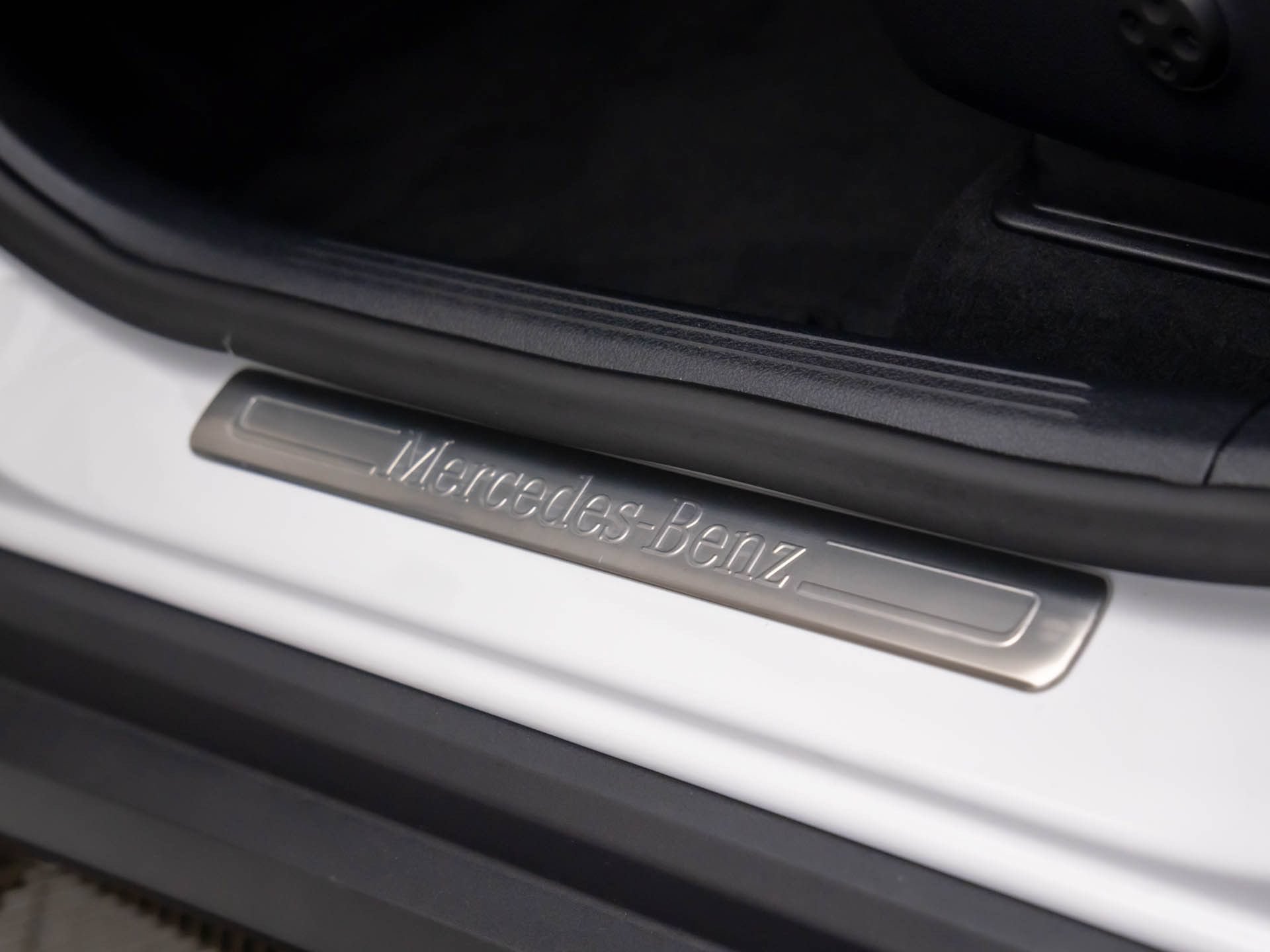 New 2026 Polar White Mercedes-Benz GLC 300 image 50
