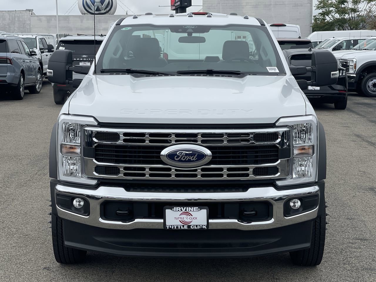 2025 Ford F-450 Super Duty Chassis Cab XL - Photo 2