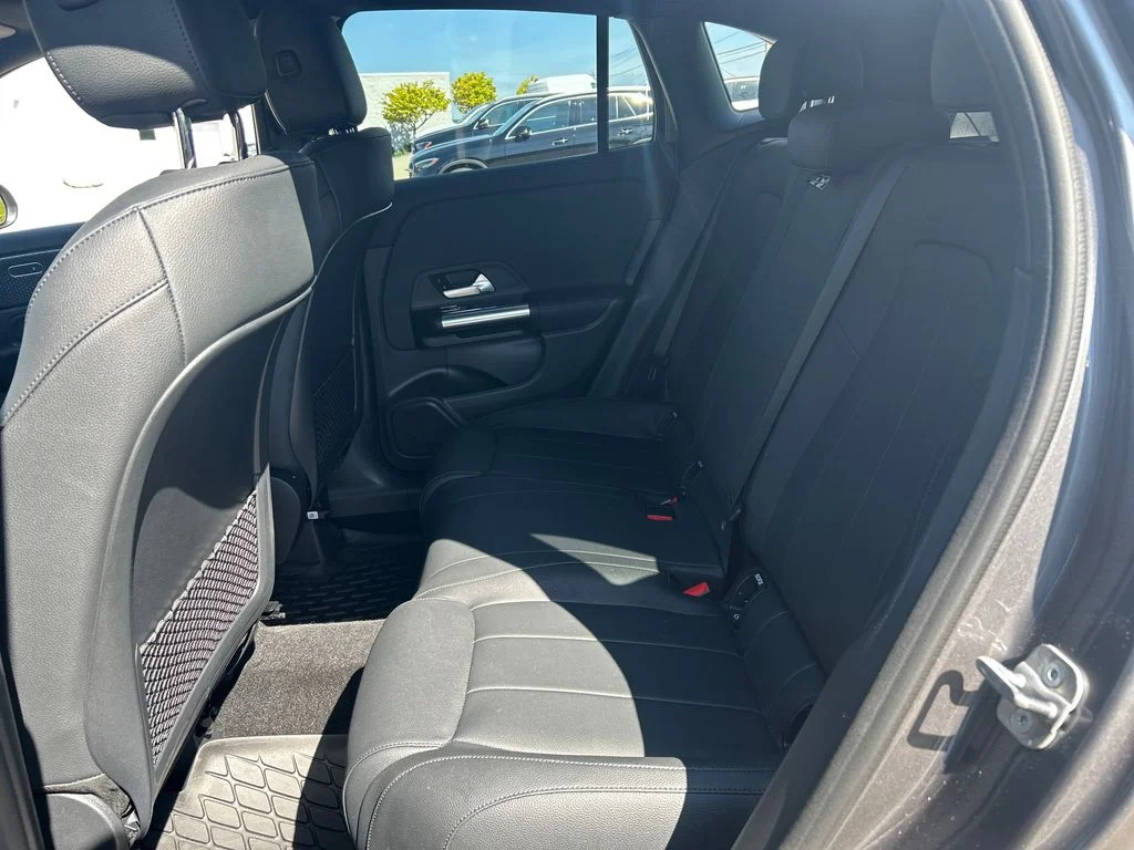 Used 2026 Gray Mercedes-Benz GLA 250 image 24