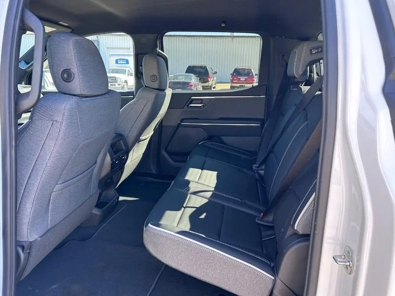 2026 GMC Sierra EV Elevation - Photo 7