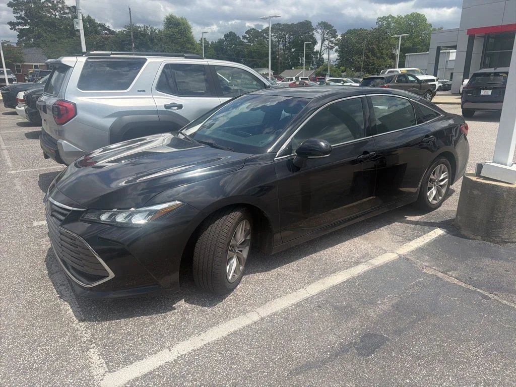2019 Toyota Avalon XLE's photo