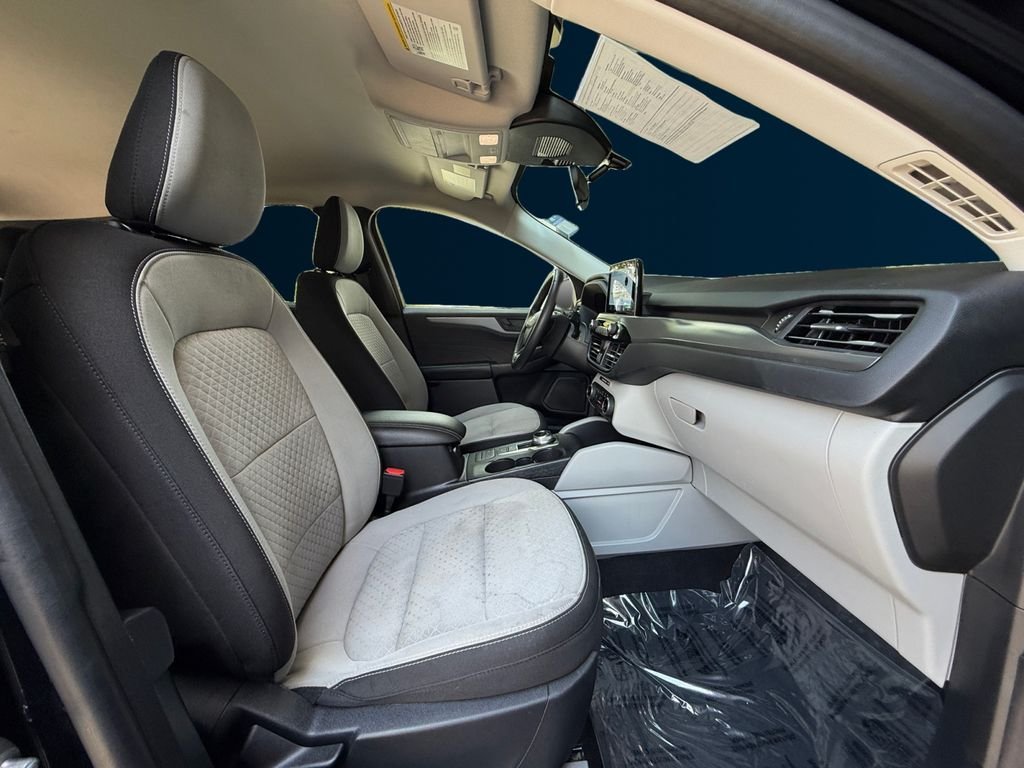 Used 2024 Black Ford Active image 17