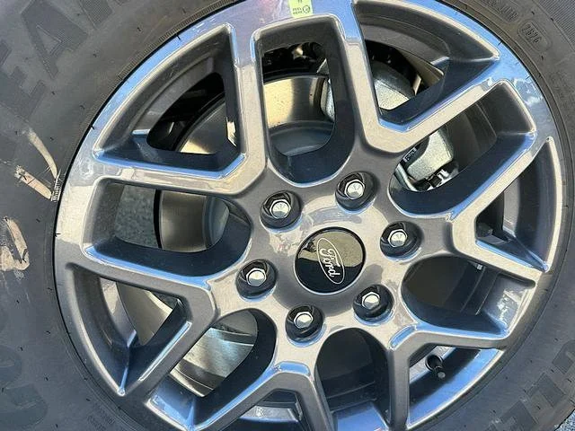 New 2026 Avalanche Ford XLT image 53