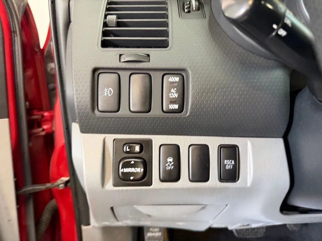 Used 2014 Barcelona Red Metallic Toyota Base image 19