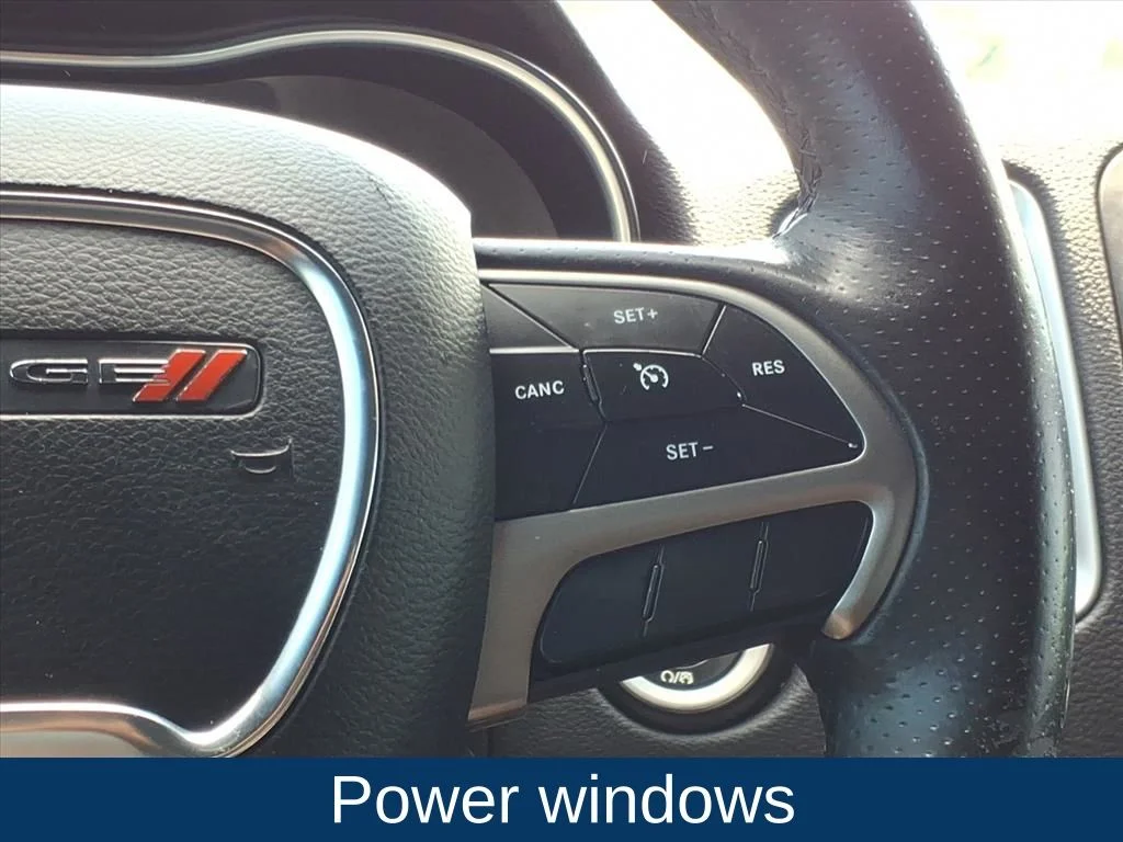 Used 2019  Dodge SXT Plus image 12