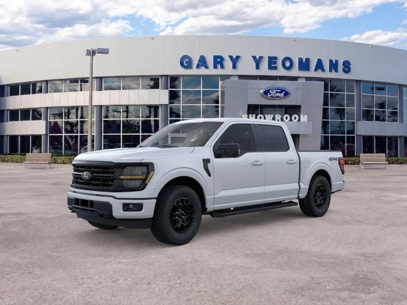 New 2026 Oxford White Ford XLT image 1