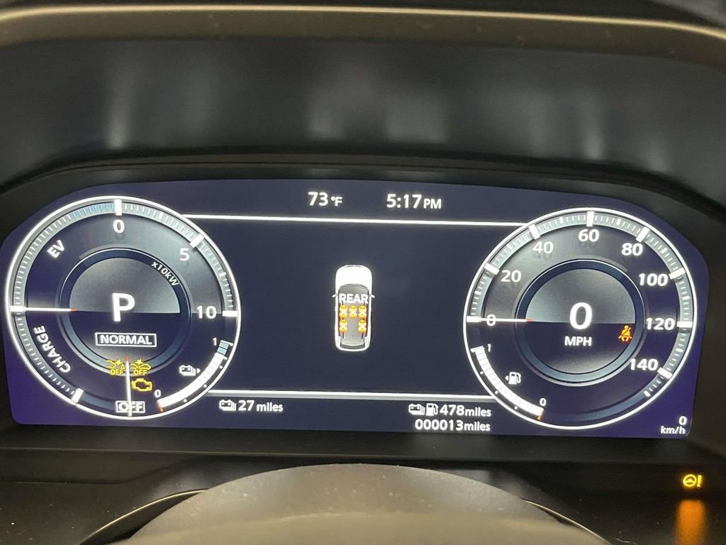 New 2026 Gray Nissan Platinum image 22