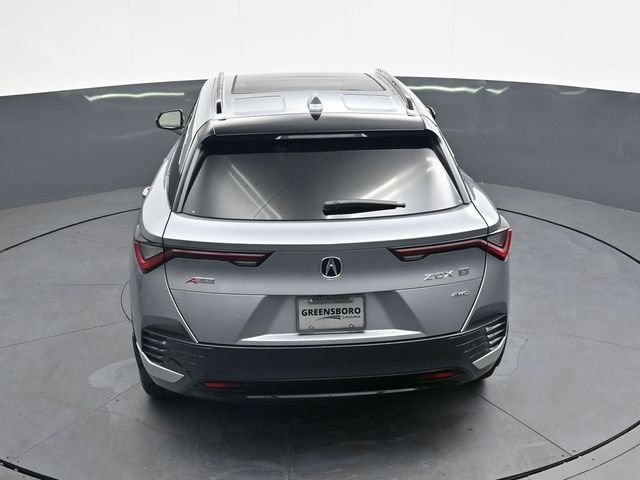 Used 2024  Acura Base image 24