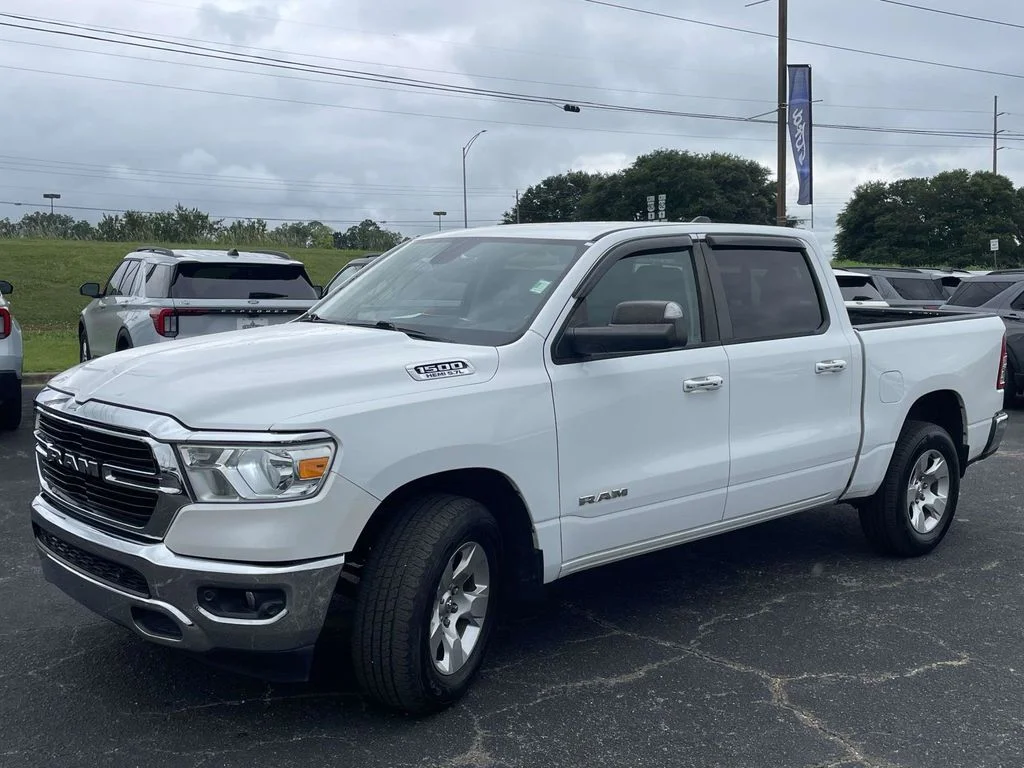 Certified Used 2019 White Ram Big Horn/Lone Star image 7