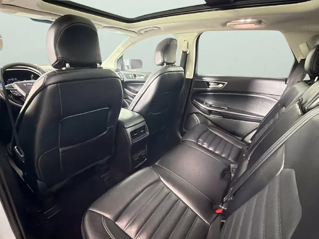Used 2017 White Ford SEL image 28