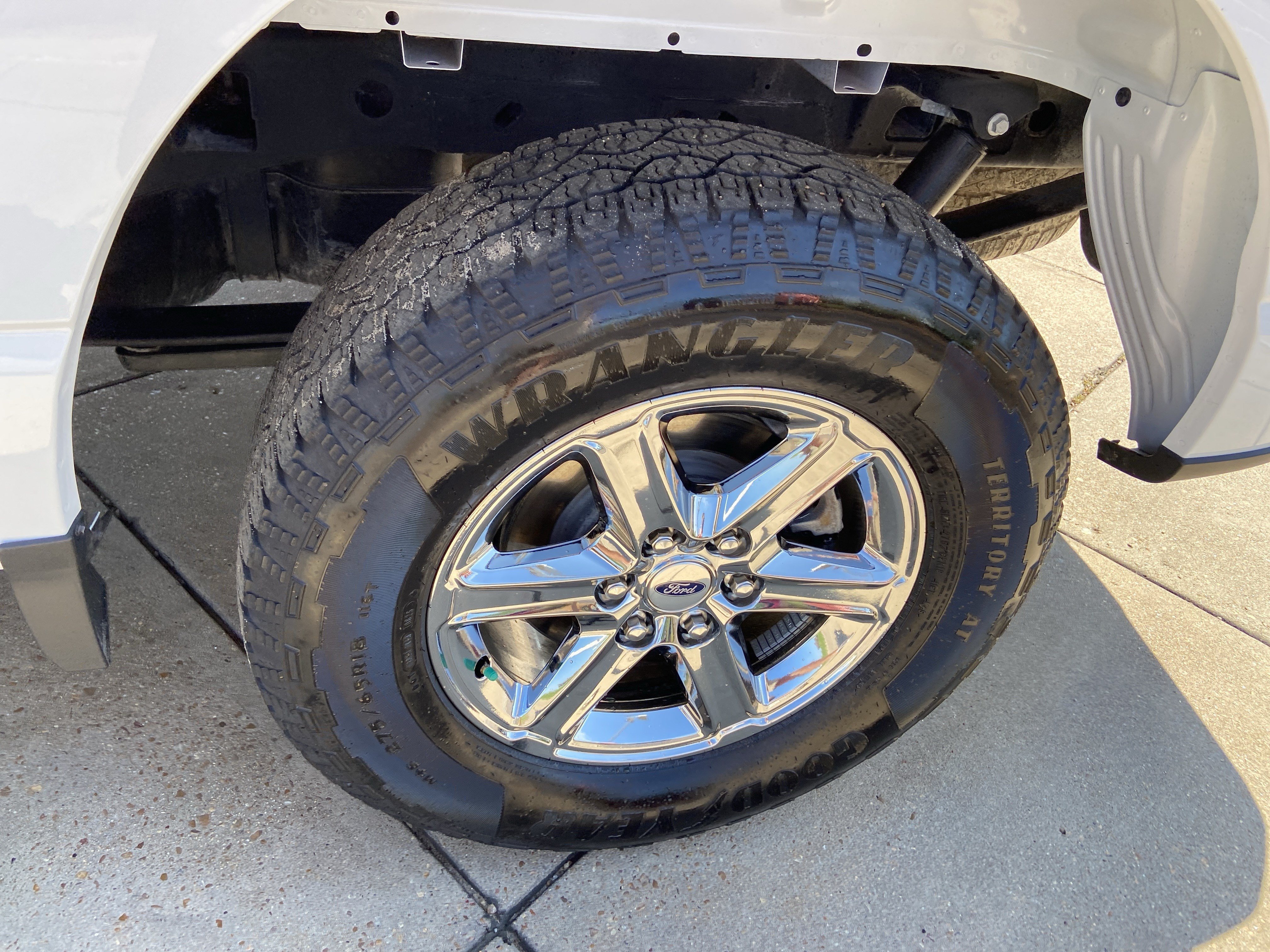 2025 Ford F-150 XLT - Photo 30