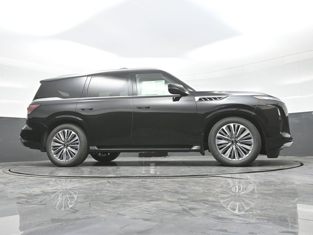 New 2026 Black INFINITI LUXE image 40