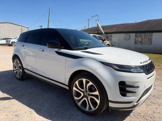 Used 2022 White Land Rover R-Dynamic SE image 2