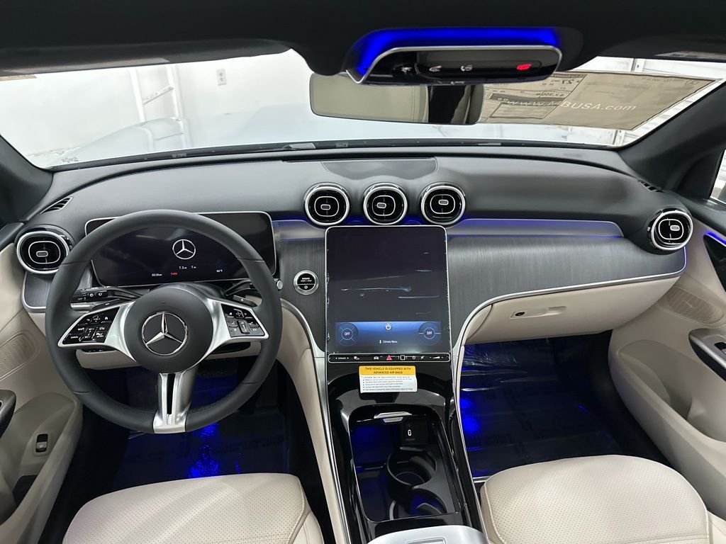Used 2026 Silver Mercedes-Benz GLC 300 image 20