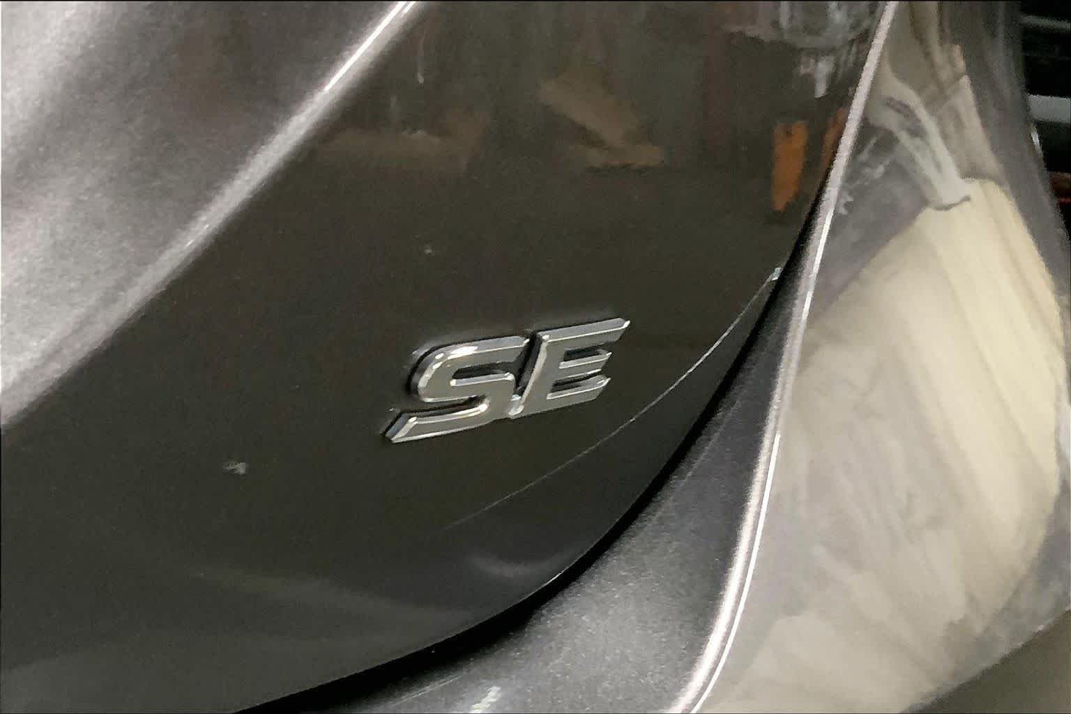 Used 2024 Predawn Gray Mica Toyota SE image 10