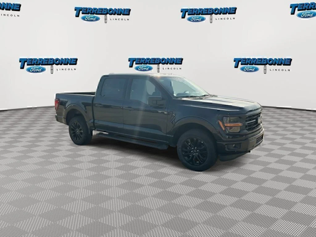 New 2026 Agate Black Metallic Ford XLT image 2