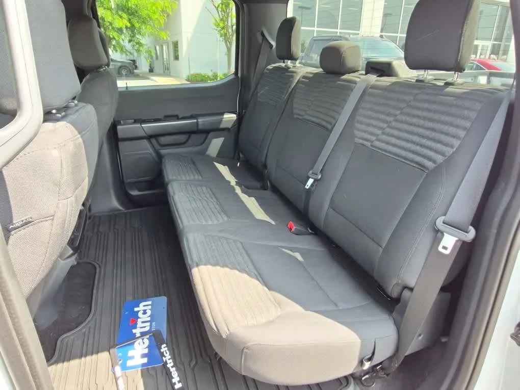 Used 2022 Space White Ford XL image 7