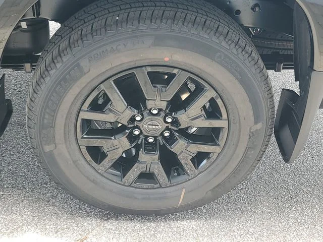 New 2026 Super Black Nissan Crew Cab SV image 20