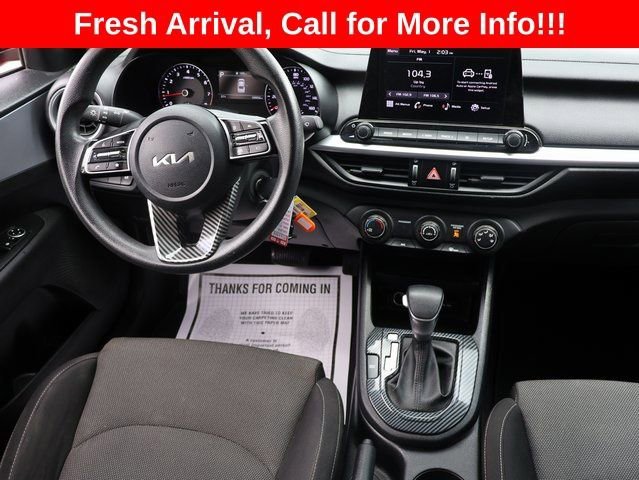 Used 2022  Kia LXS image 13