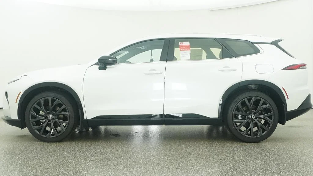 New 2026 Oxygen White Toyota Limited image 2