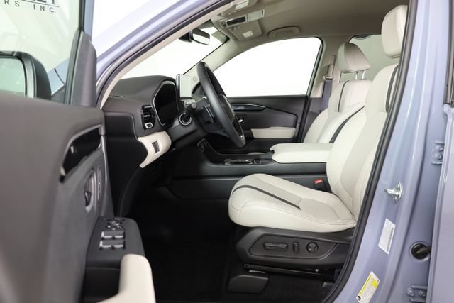 Used 2026 Gray Honda AWD RTL image 36