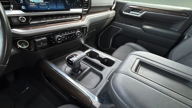 Used 2022 Red Chevrolet RST image 14
