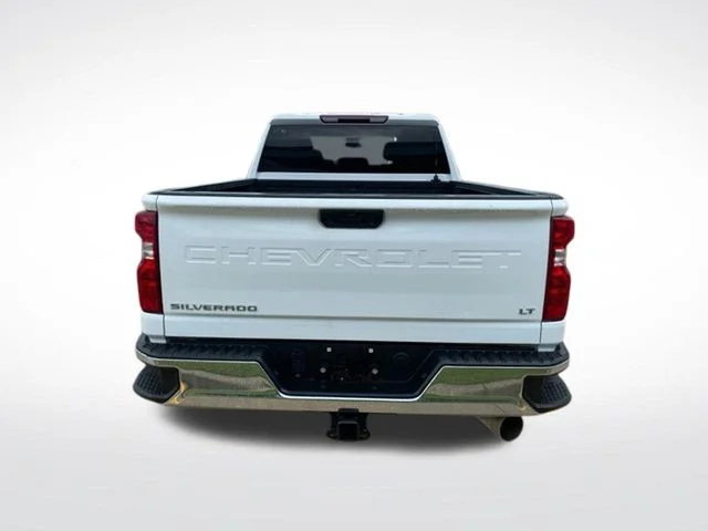 Used 2023 White Chevrolet LT image 5