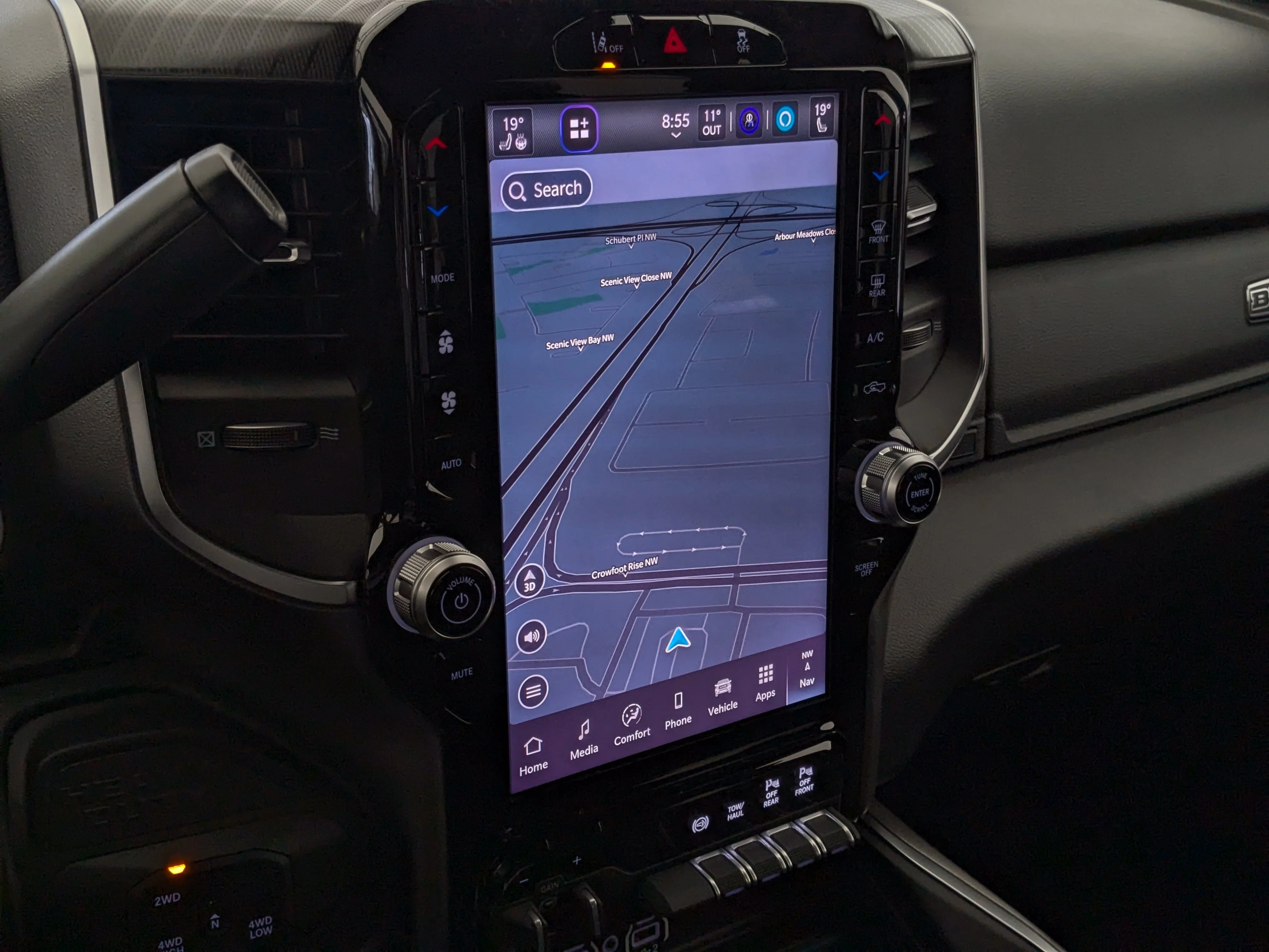 New 2026 Blue RAM Big Horn - - 6.7L HO Diesel - 5th Wheel/Gooseneck Prep - Sport App Pkg - Nav - Cargo Cam & More! image 24