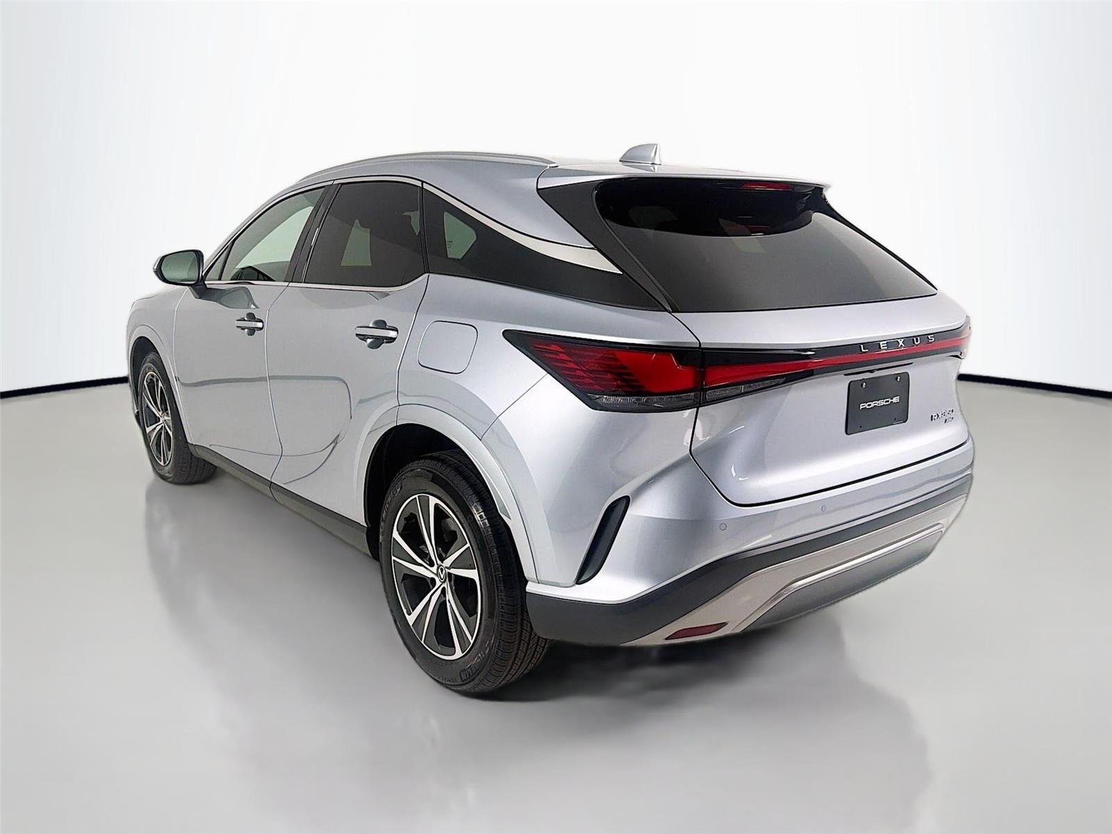 Used 2024 Iridium Lexus RX 350 Premium image 3