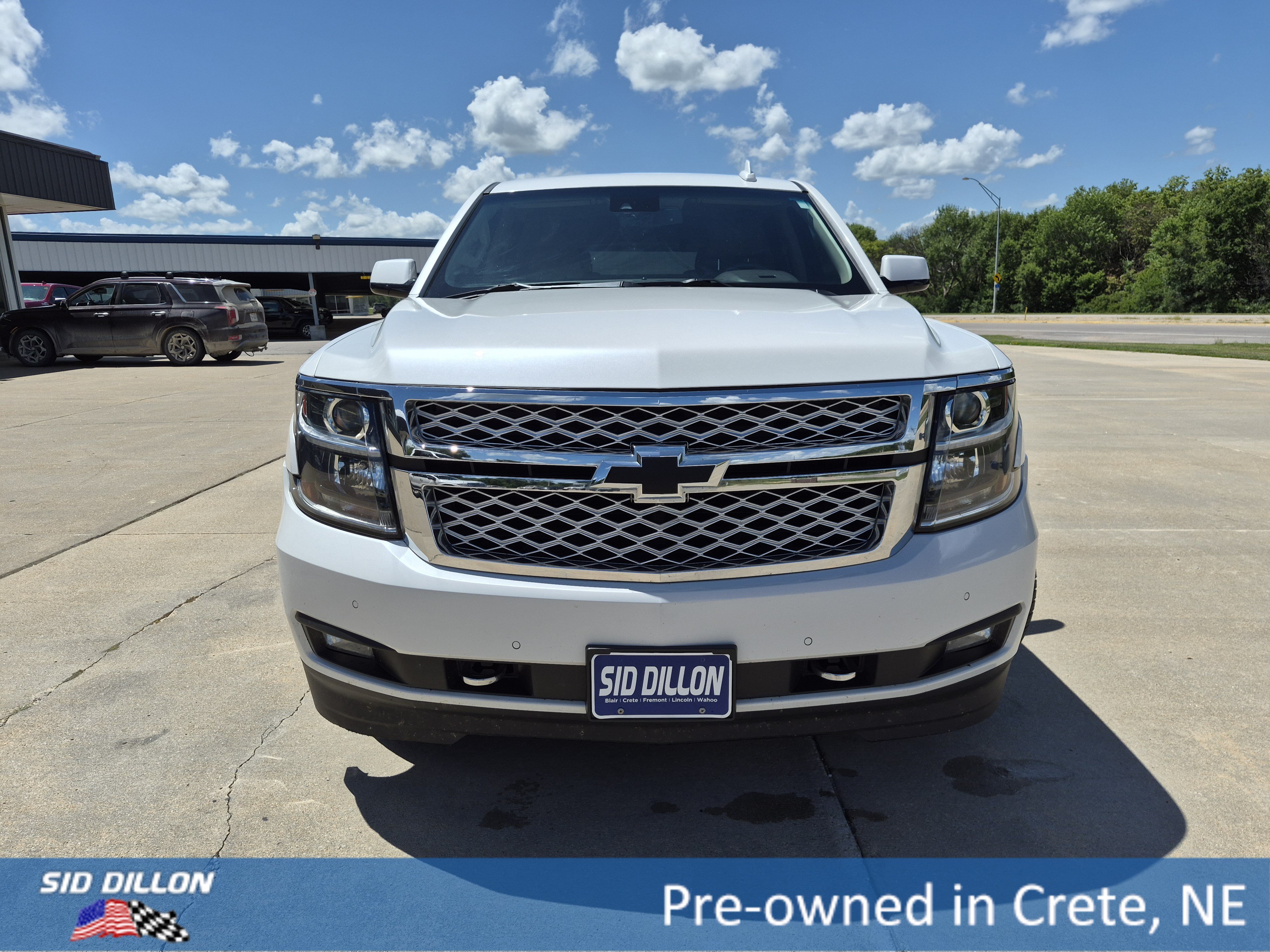 Used 2019 Iridescent Pearl Tricoat Chevrolet LT image 17