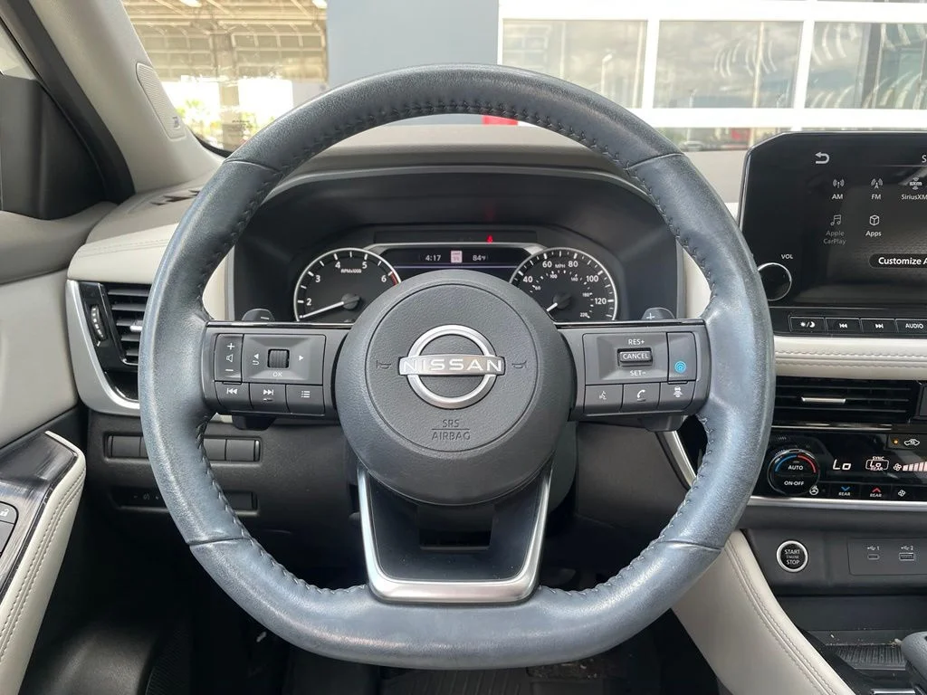 Used 2023 White Nissan SL image 15