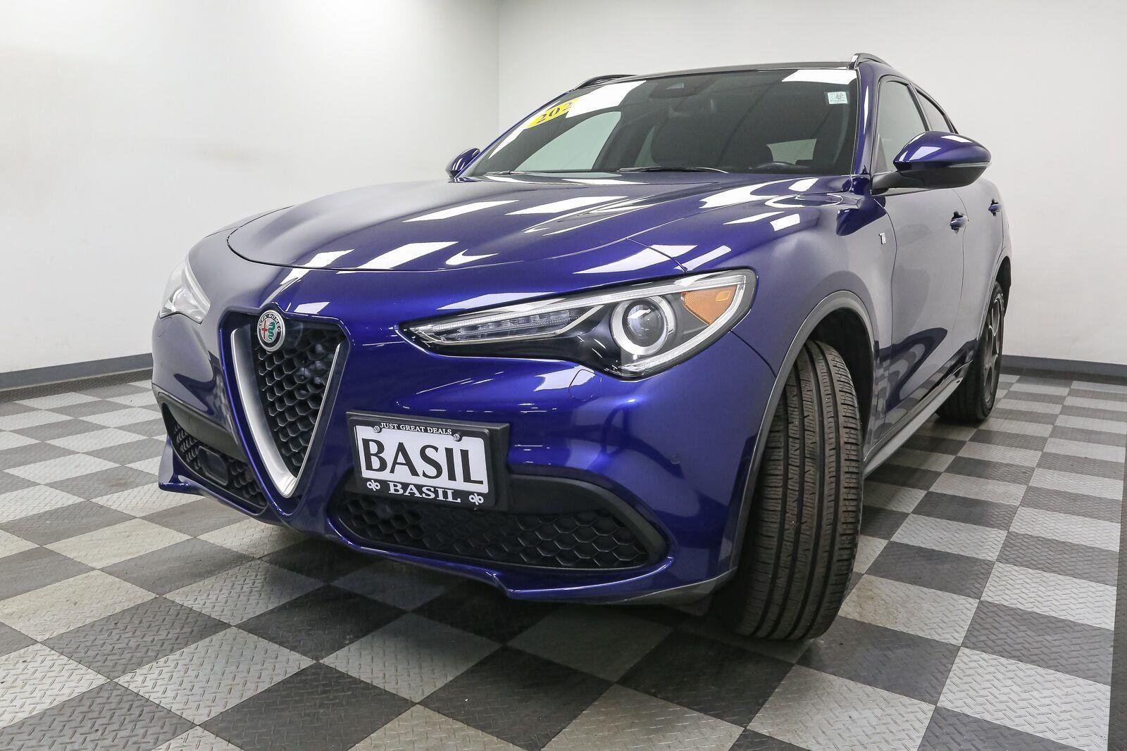 Used 2023 Anodized Blue Metallic Alfa Romeo Ti image 4