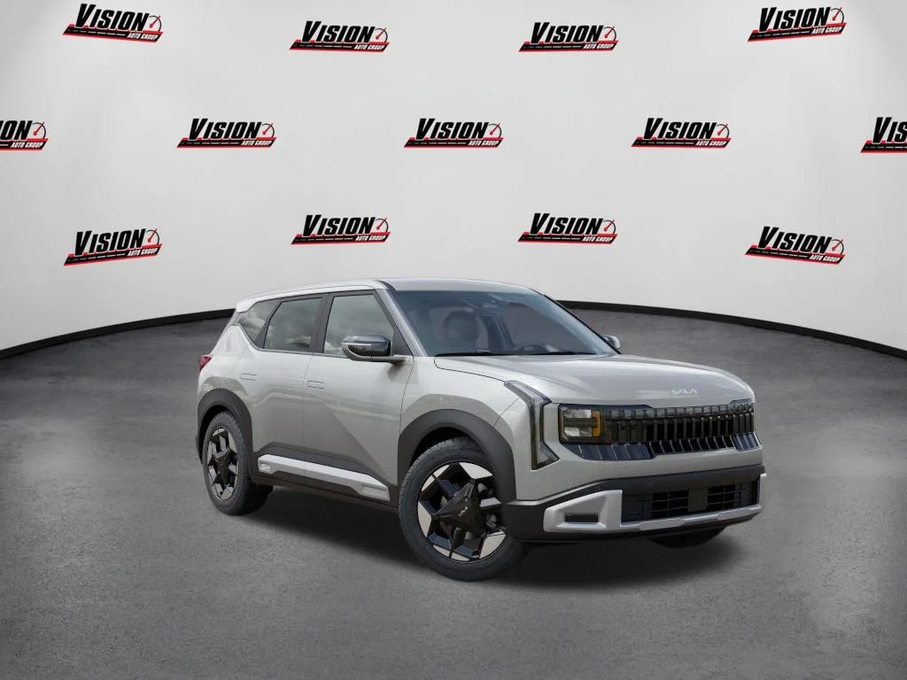 New 2027 White Kia S image 9