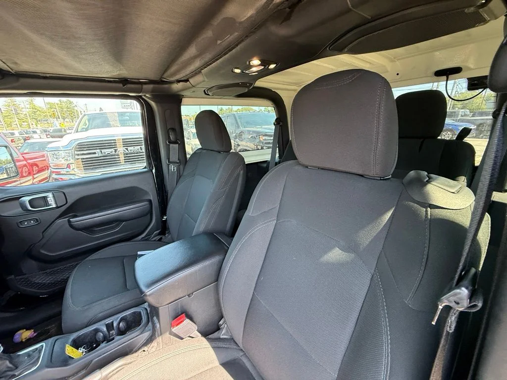 Used 2022 Black Jeep Willys image 14