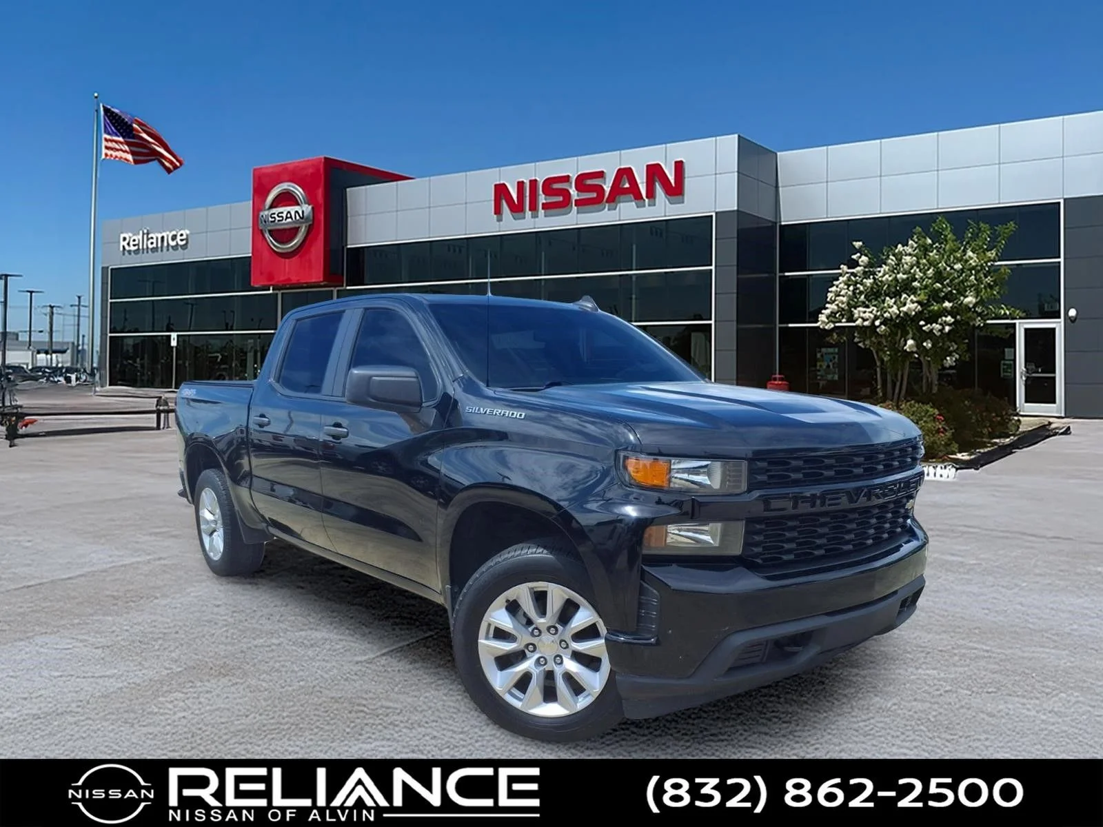 Used 2020 Black Chevrolet Custom image 1