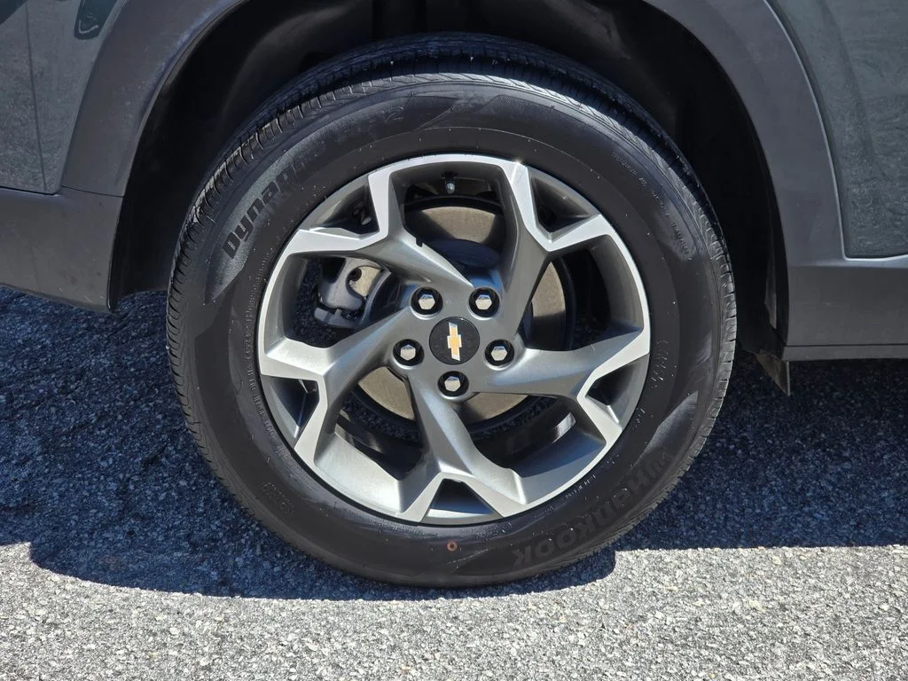Used 2025 Gray Chevrolet LT image 12