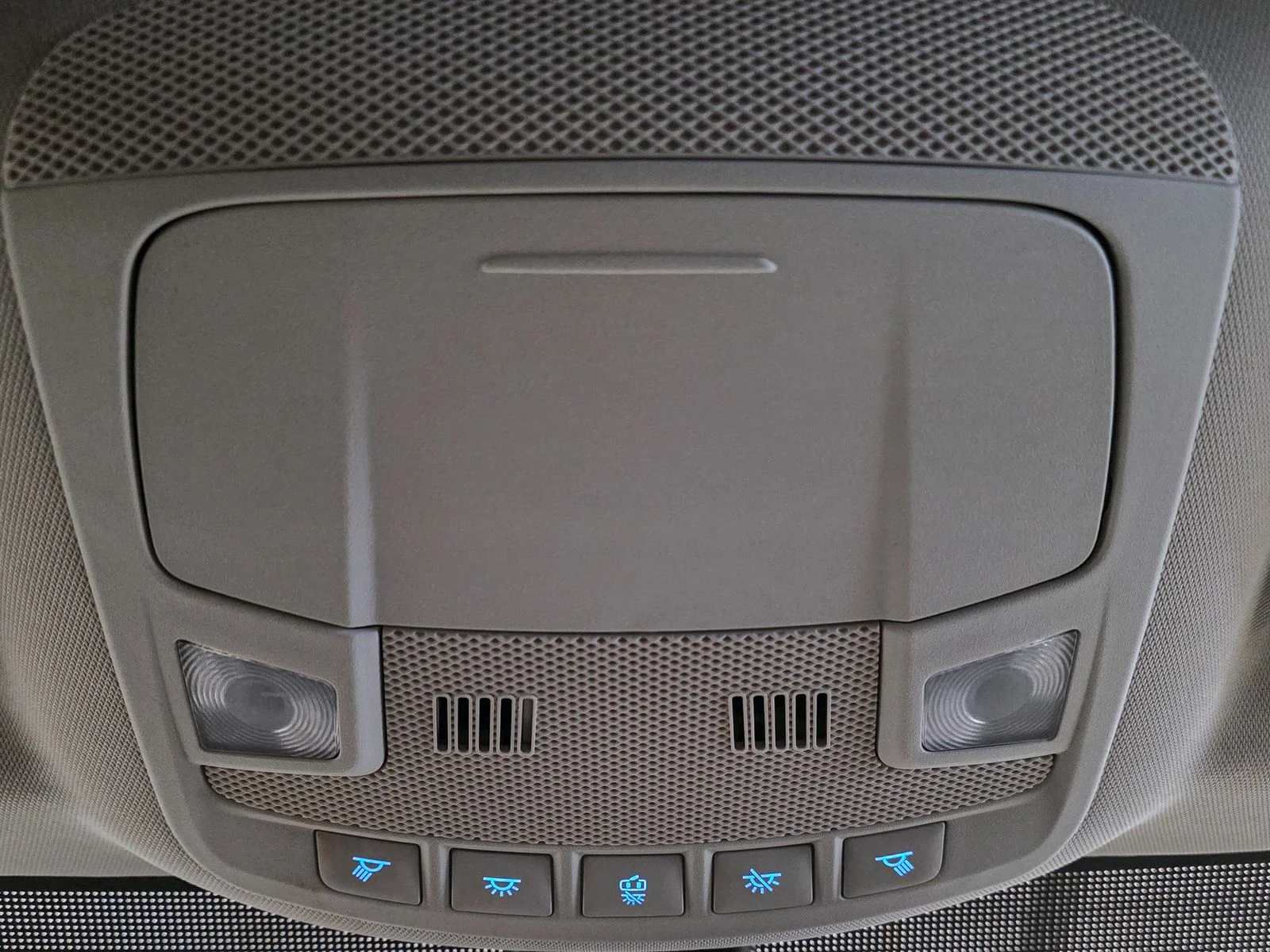 New 2024 Iconic Silver Metallic Ford SE image 33