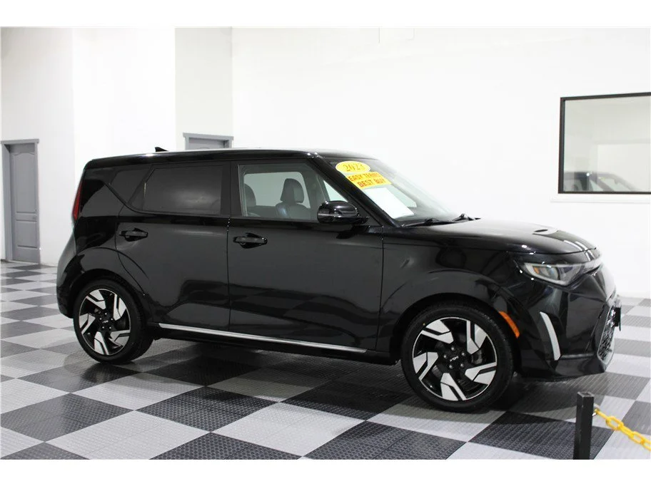 2023 Kia Soul 2.0LT GT-Line IVT's photo