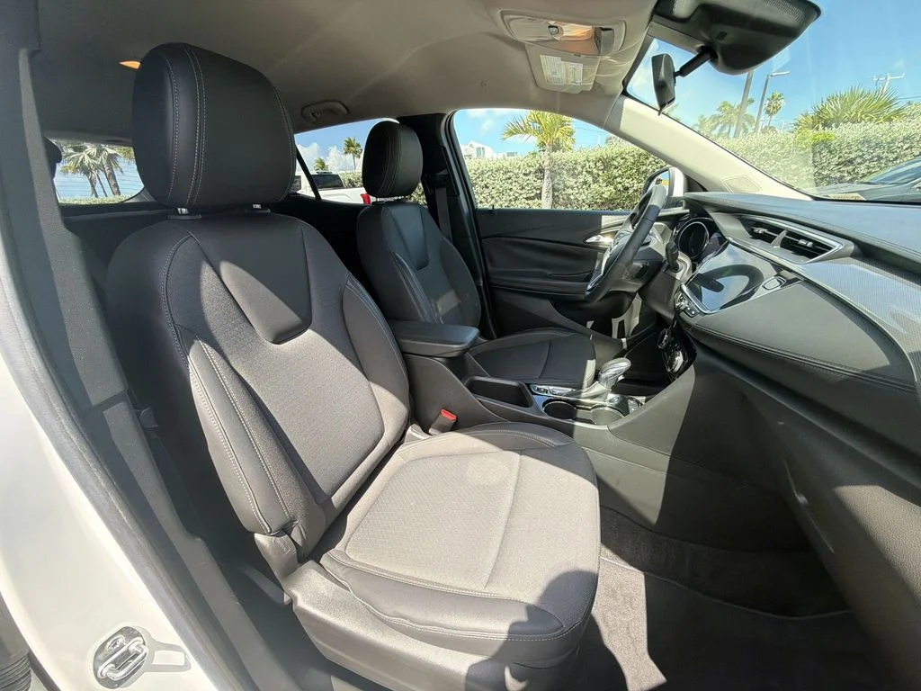 Used 2023 White Buick Preferred image 35