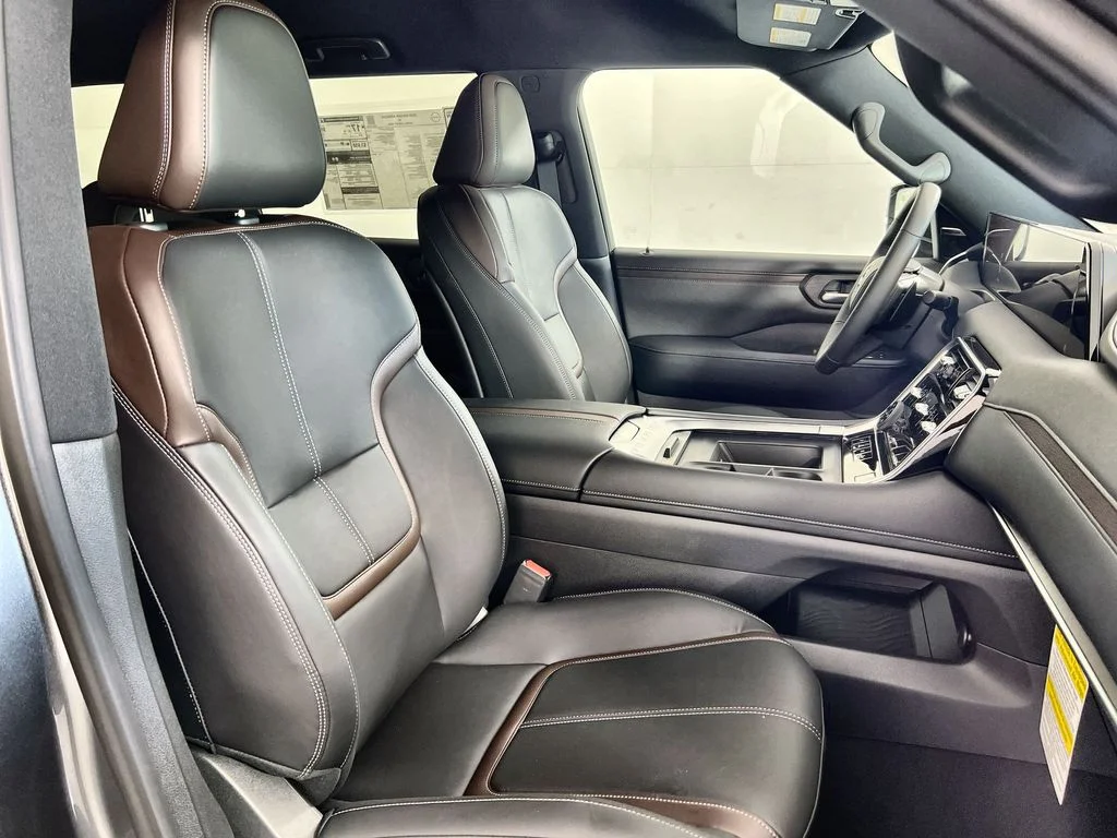 New 2026 Gun Metallic Nissan SL image 26