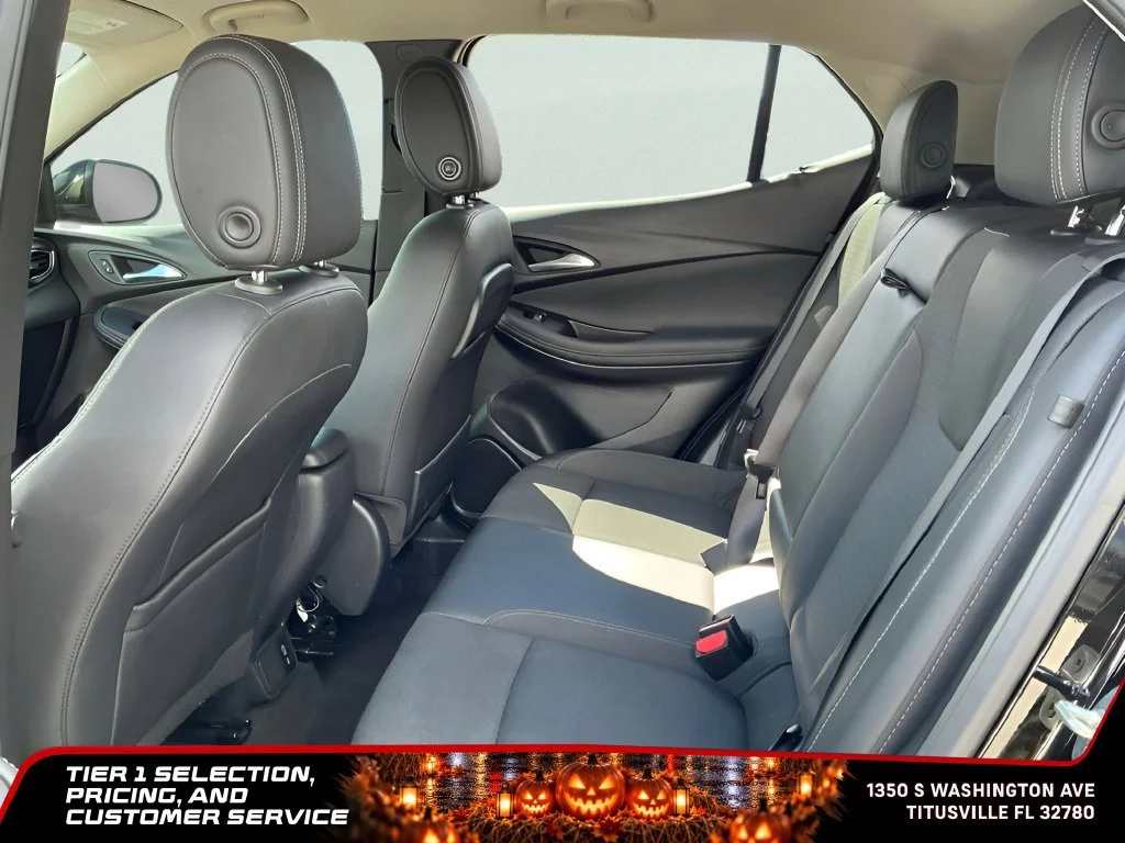 Used 2023 Ebony Twilight Metallic Buick Select image 22