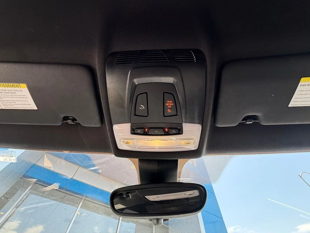 Used 2020 Black BMW sDrive28i image 34