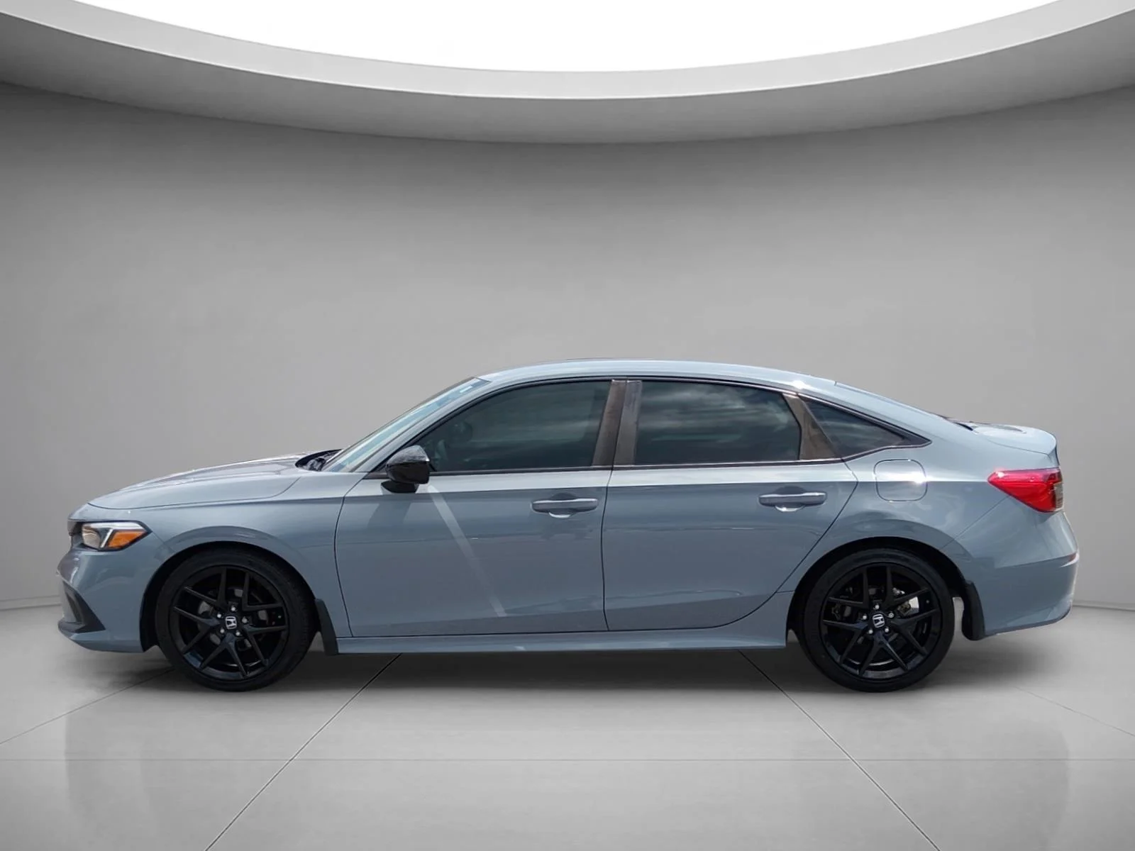 Used 2022 Sonic Gray Pearl Honda Sport image 2