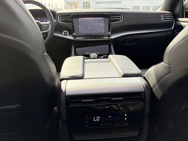 Used 2024 White Jeep Series II image 16