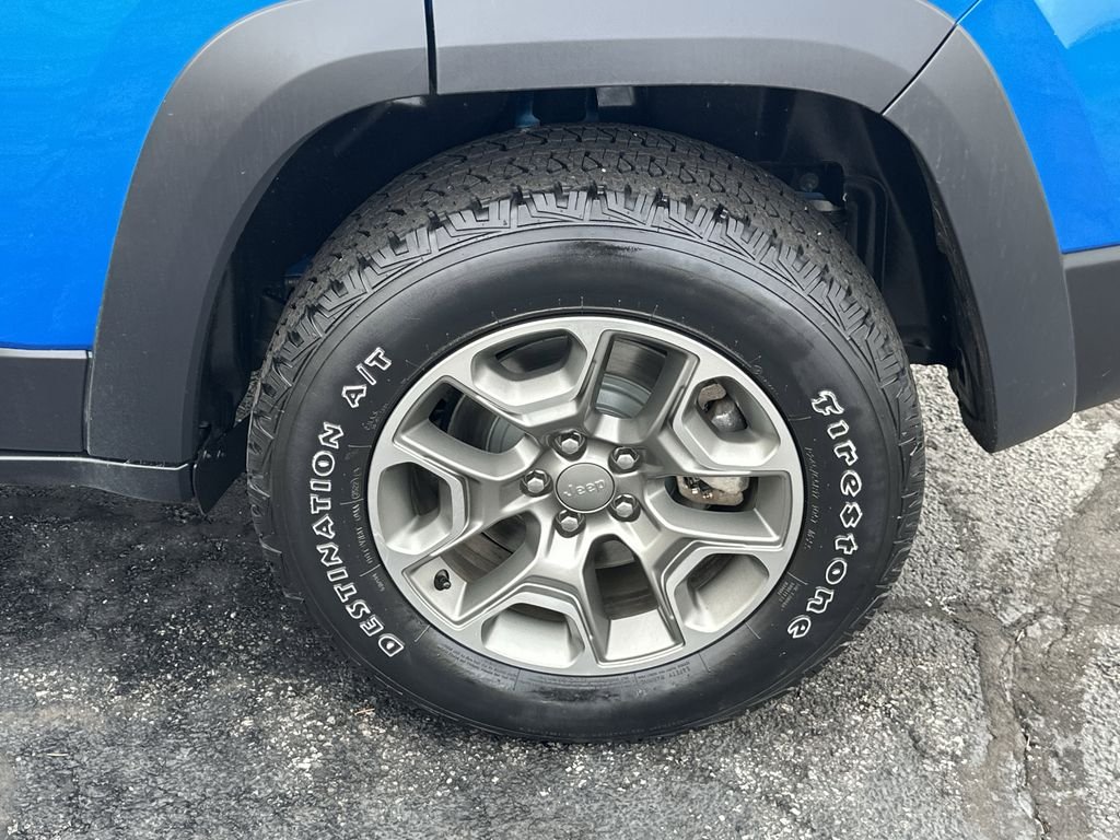 2022 JEEP CHEROKEE - Image 24