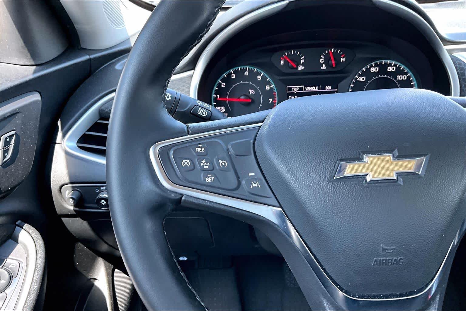 Used 2024 Summit White Chevrolet RS image 19